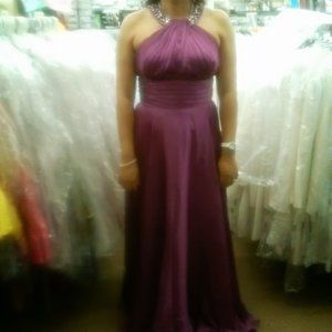 BRAND: Aspeed USA COLOR Purple evening gown SIZE XL